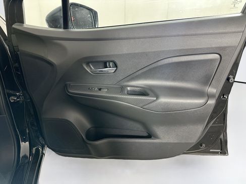 Used 2025 Nissan Versa SV FWD image 28