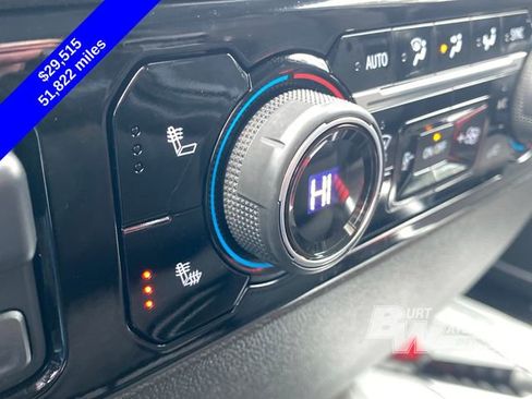 Used 2022 Chevrolet Silverado 1500 LT w/ Convenience Package II image 30