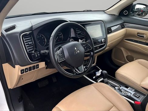 Used 2020 Mitsubishi Outlander GT image 20