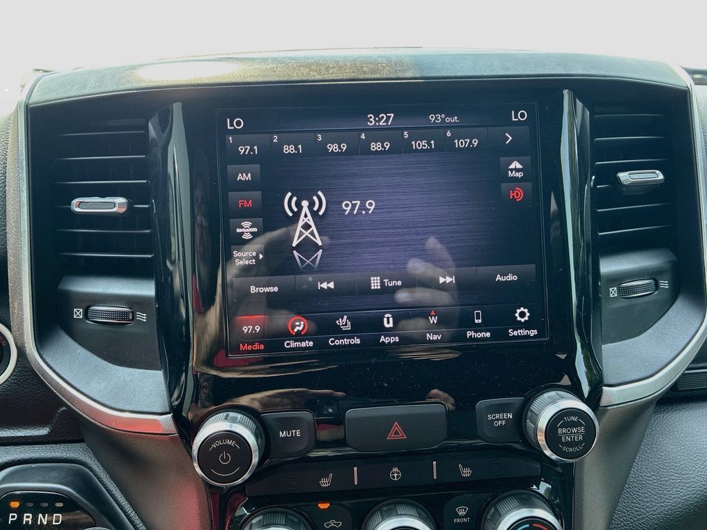 Used 2020 RAM 1500 Big Horn RWD image 15