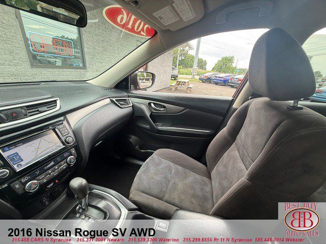 Used 2016 Nissan Rogue SV w/ SV Premium Package AWD/4WD image 21