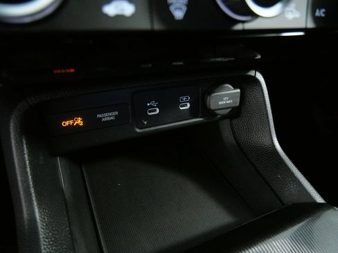 Used 2025 Honda Civic Sport image 25