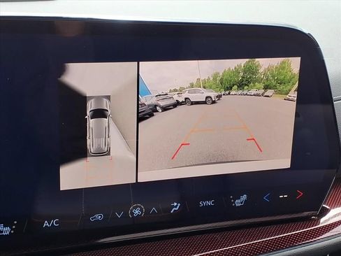 New 2026 Chevrolet Traverse Z71 w/ Enhanced Driving Package AWD/4WD image 27