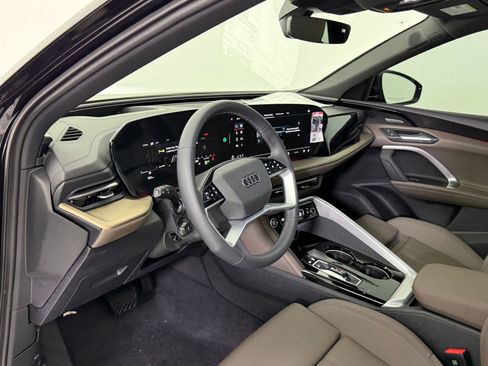 New 2025 Audi Q5 Premium Plus image 4