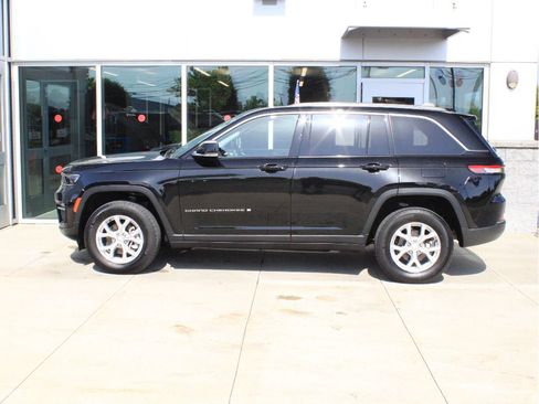 Certified 2023 Jeep Grand Cherokee Limited AWD/4WD image 5