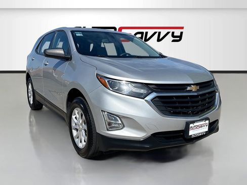 Used 2018 Chevrolet Equinox LS AWD/4WD image 1
