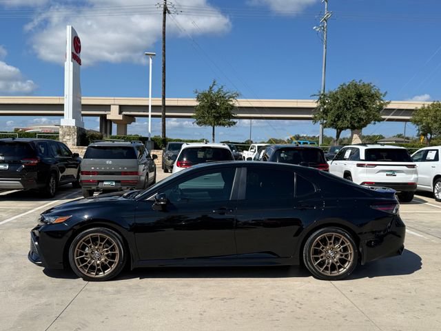 Used 2023 Toyota Camry SE w/ Convenience Package FWD image 8