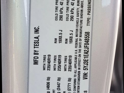 Used 2018 Tesla Model 3 Long Range RWD image 53
