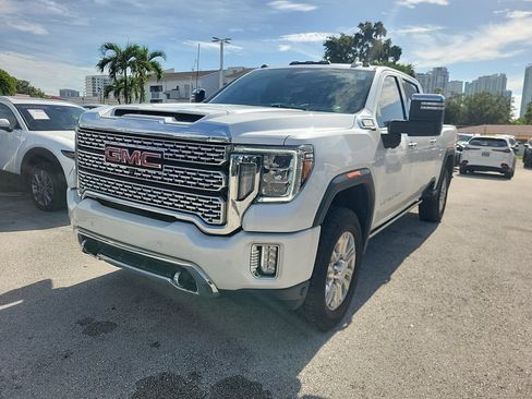 Used 2021 GMC Sierra 2500 Denali w/ Denali Ultimate Package AWD/4WD image 1