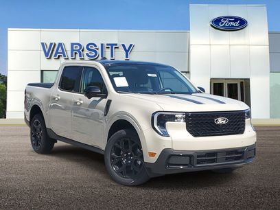 New 2025 Ford Maverick Lariat w/ Black Appearance Package