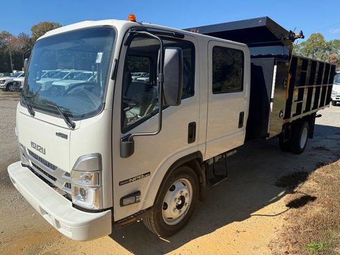 New 2026 Isuzu NPR HD image 3