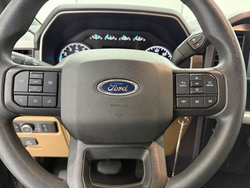 Used 2023 Ford F150 XLT image 10