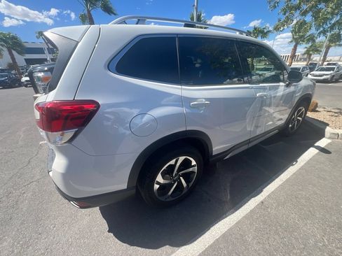 Used 2023 Subaru Forester Touring AWD/4WD image 33