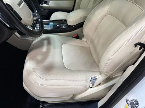 Used 2020 Land Rover Range Rover Autobiography image 23