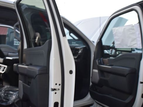 New 2025 Ford F350 Lariat w/ Lariat Ultimate Package image 29