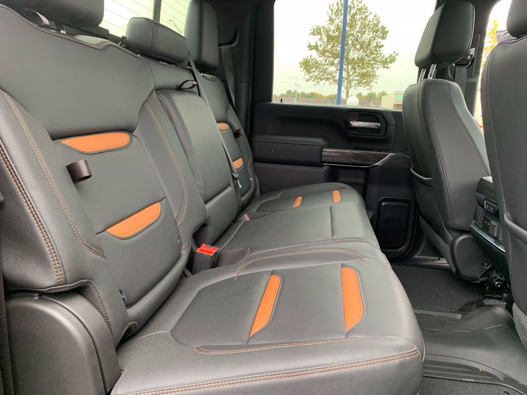Used 2023 GMC Sierra 3500 AT4 w/ AT4 Preferred Package AWD/4WD image 33
