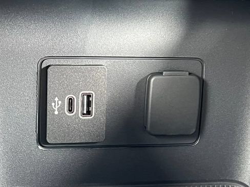 New 2026 Ford Explorer Tremor w/ Tremor Convenience Package AWD/4WD image 31