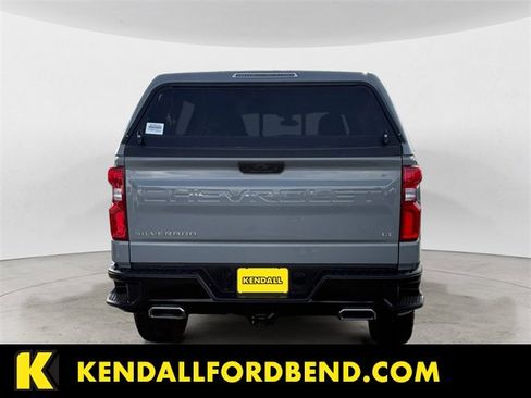 Used 2024 Chevrolet Silverado 1500 LT Trail Boss w/ Convenience Package II image 4