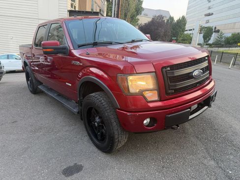Used 2014 Ford F150 FX4 w/ Equipment Group 401A Mid AWD/4WD image 6