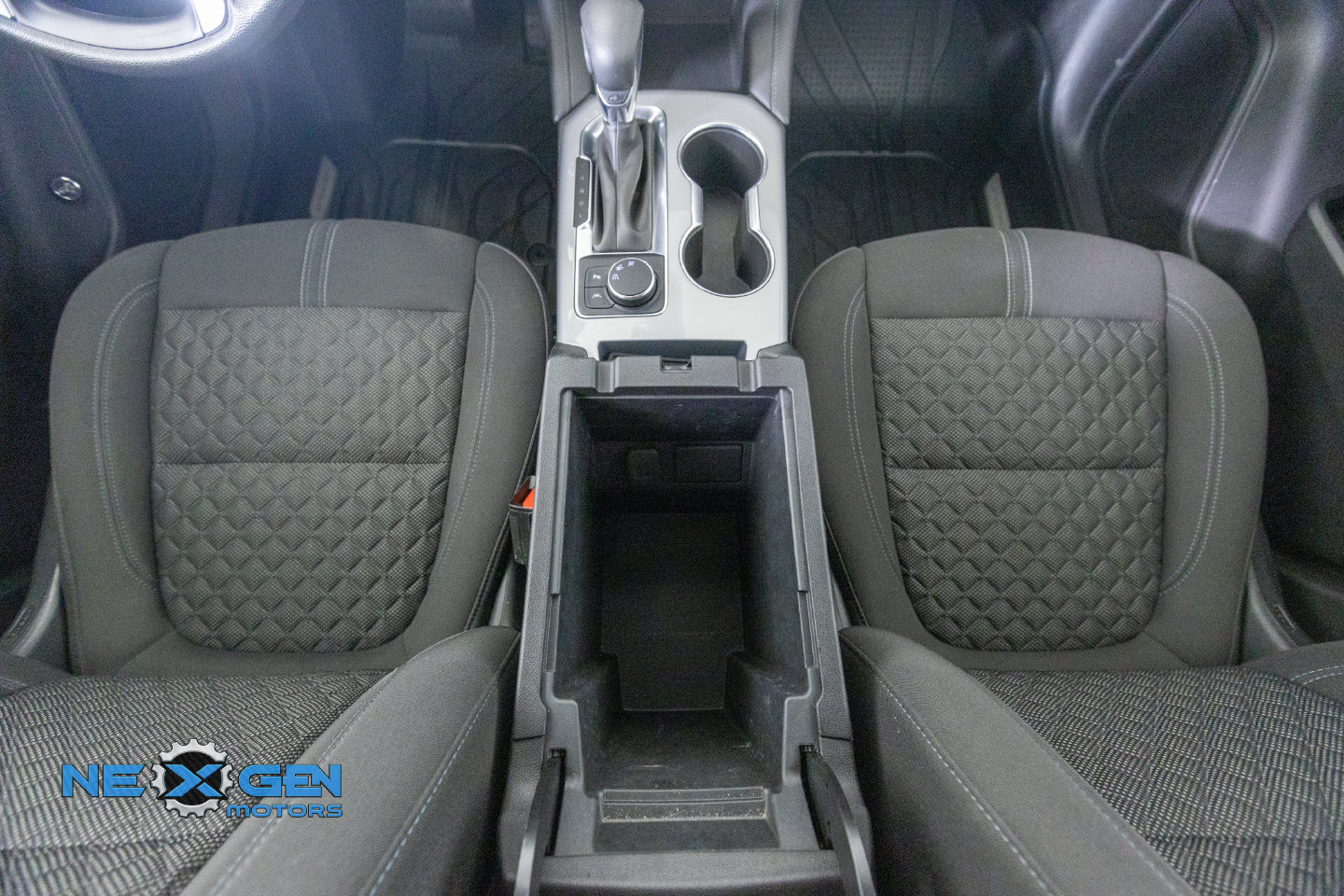 Used 2021 Chevrolet Blazer LT FWD image 5