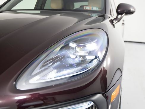 Certified 2023 Porsche Macan GTS AWD/4WD image 39