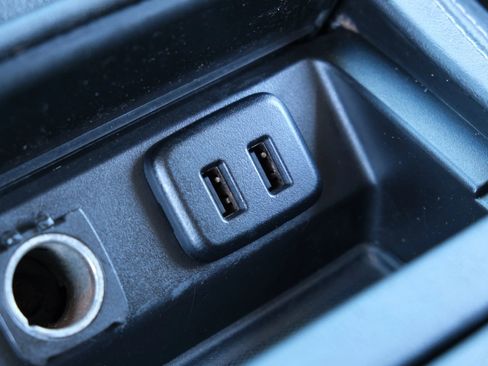 Used 2017 GMC Yukon Denali w/ Open Road Package image 39