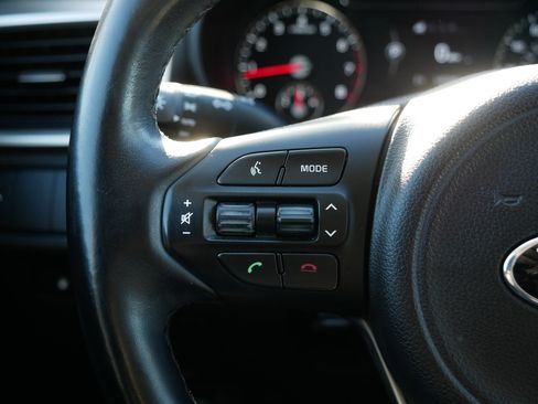 Used 2016 Kia Sorento LX w/ LX Convenience Package image 31