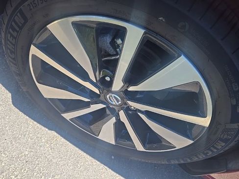 Certified 2023 Nissan Sentra SV w/ SV Premium Package image 10