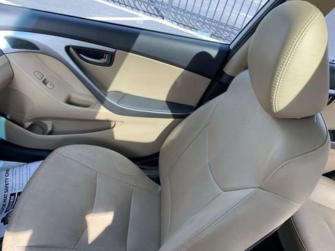 Used 2012 Hyundai Elantra Limited FWD image 28