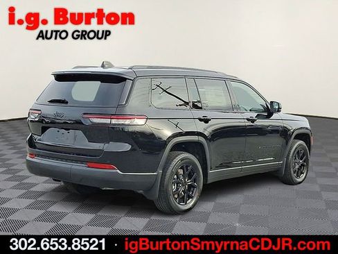 Used 2025 Jeep Grand Cherokee L Altitude AWD/4WD image 4