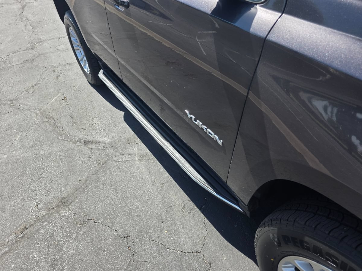Used 2018 GMC Yukon SLT AWD/4WD image 17