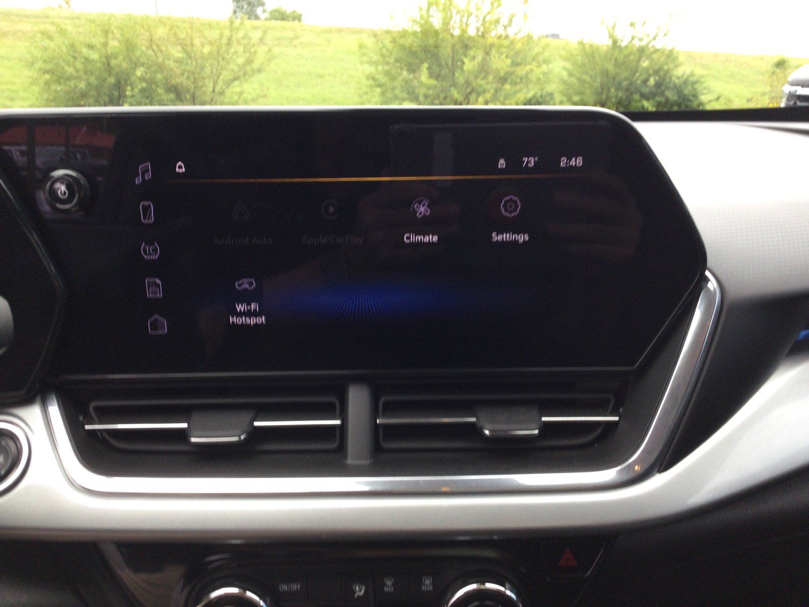 Used 2025 Chevrolet Trax LT w/ Driver Confidence Package FWD image 16