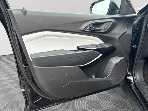 Certified 2024 Chevrolet Trax LT w/ Driver Confidence Package image 21