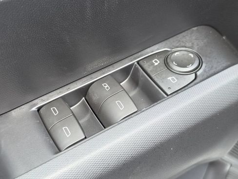 New 2026 Chevrolet Colorado LT w/ LT Convenience Package RWD image 18