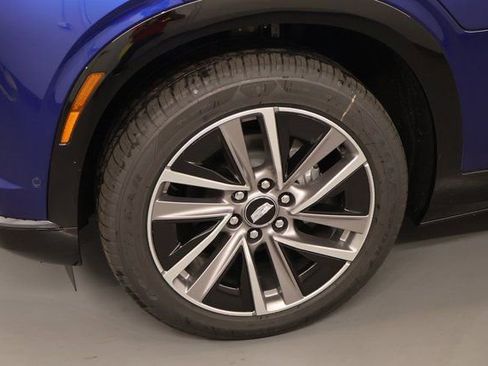 New 2026 Cadillac Vistiq Sport image 7