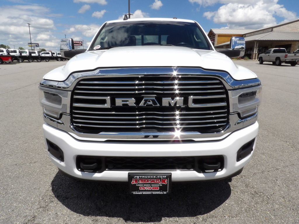 Used 2023 RAM 2500 Laramie AWD/4WD image 12