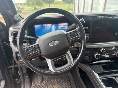 Used 2023 Ford F250 Platinum AWD/4WD image 16