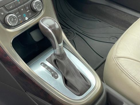 Used 2016 Buick Verano Leather w/ Experience Buick Package FWD image 24