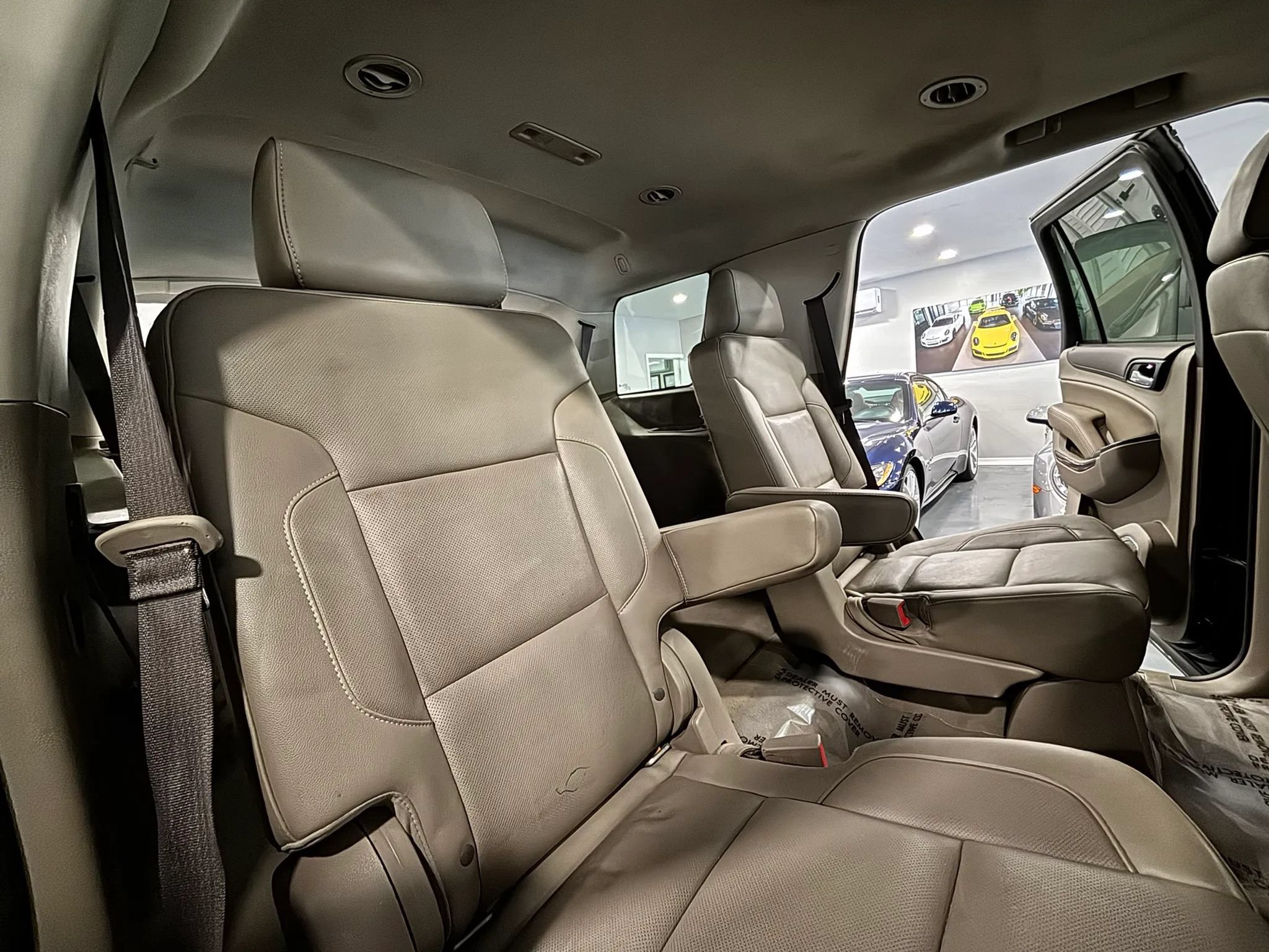 Used 2019 GMC Yukon SLT w/ Open Road Package RWD image 17
