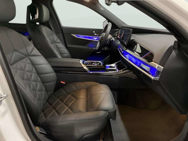 Used 2026 BMW 740i RWD image 26