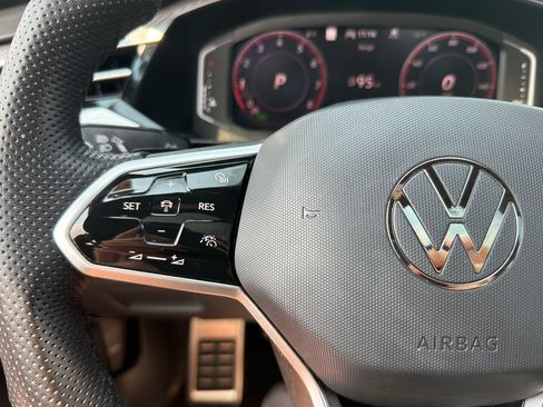 Certified 2023 Volkswagen Arteon SEL AWD/4WD image 13