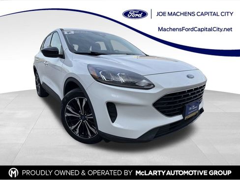 Certified 2022 Ford Escape SE w/ SE Sport Appearance Package image 1