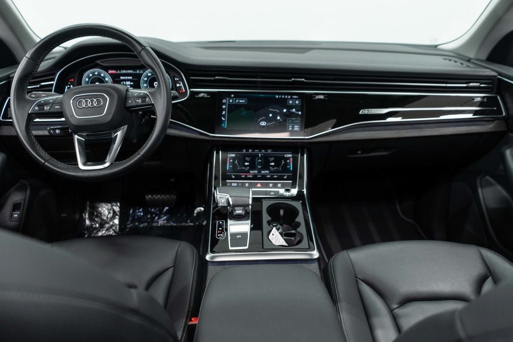 Used 2023 Audi Q8 Premium w/ Convenience Package AWD/4WD image 10