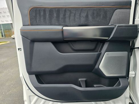 Used 2024 Ford F350 Platinum image 19