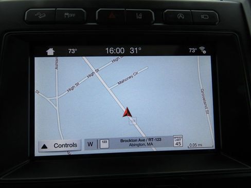 Used 2019 Ford Expedition Platinum image 27