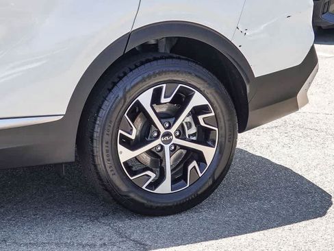 Certified 2023 Kia Sportage EX AWD/4WD image 10