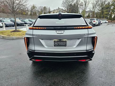 Used 2024 Cadillac Lyriq Luxury w/ LPO, Floor Liner Package image 9