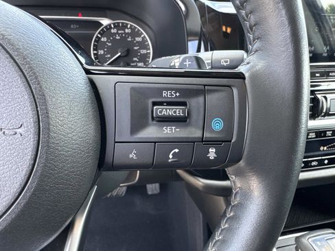 Used 2022 Nissan Pathfinder SL image 29