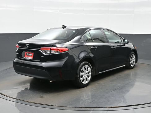 Used 2024 Toyota Corolla LE FWD image 6