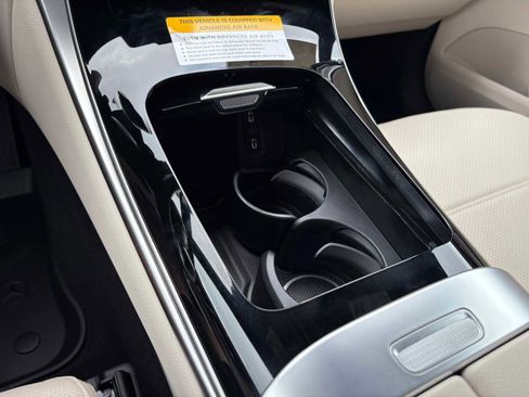 New 2026 Mercedes-Benz GLC 300 4MATIC image 16